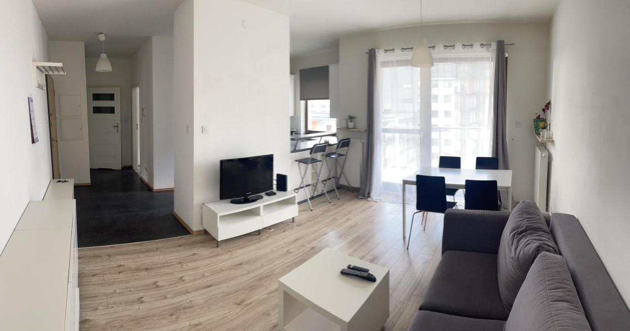 Apartament Obrzezna Airport Apartment Warsaw Exterior photo
